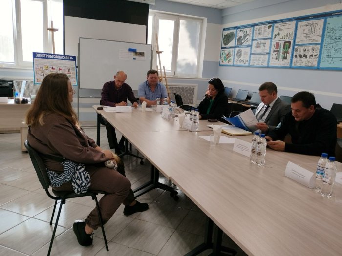 В АО «Калининград-ГорТранс» прошло очередное заседание приемной комиссии по отбору кандидатов на обучение по программе подготовки водителей троллейбусов