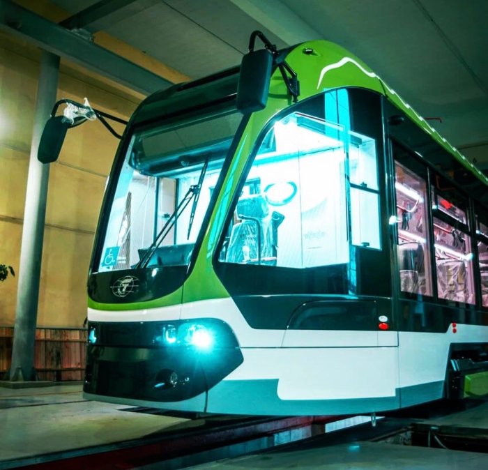 Сегодня 26.01.2022 в МКП «Калининград-ГорТранс» начались практические мероприятия по использованию новых трамваев Корсар в условиях дорожной обстановки города