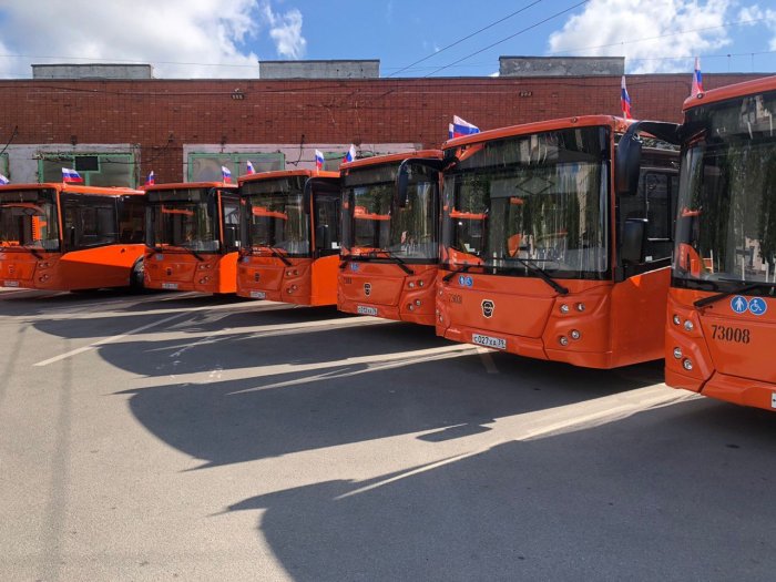 «Выпуск на линию новых автобусов марки ЛиАЗ»