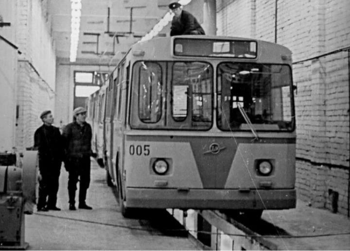Маршрут длиною в 80 лет: троллейбусное депо Маршрут длиною в 80 лет: троллейбусное депо