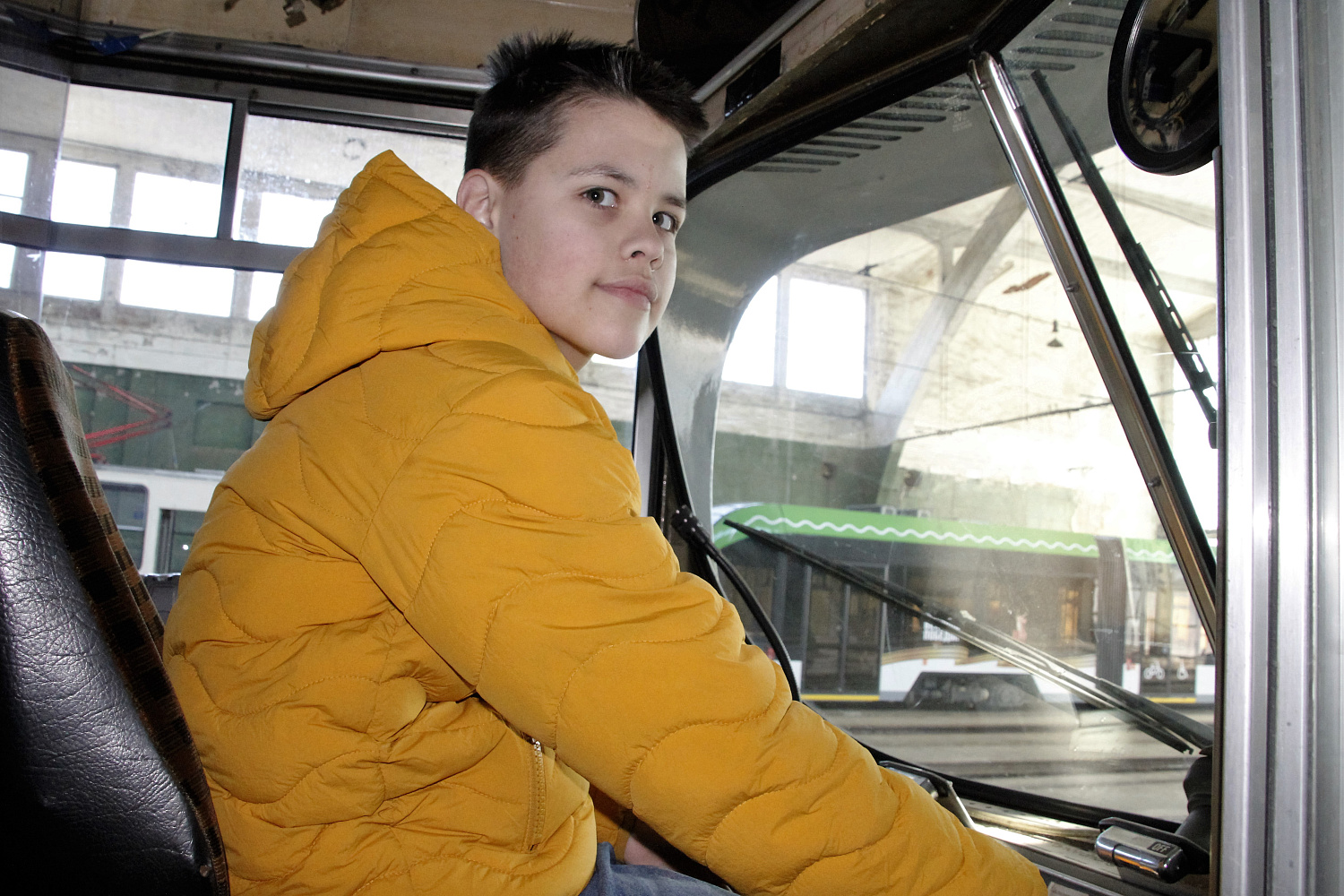 История калининградского электротранспорта глазами подростков: будущие специалисты готовы встать за управление трамваем